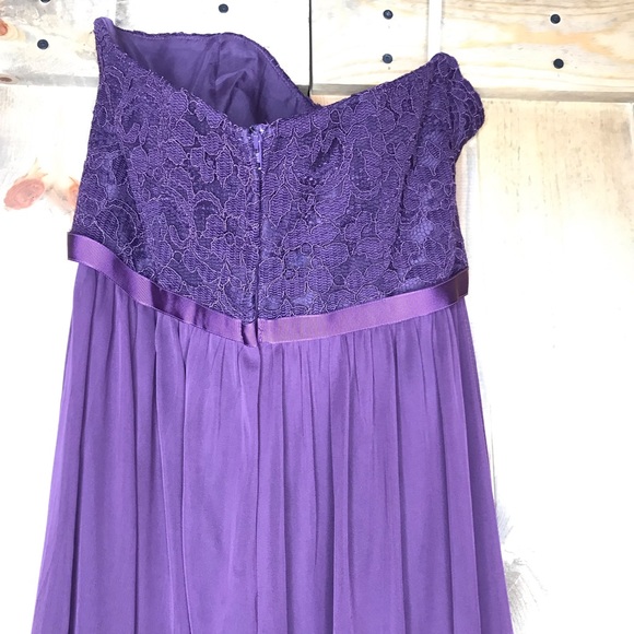 David’s Bridal Sleeveless Bridesmaid Prom Dress - Picture 5 of 8